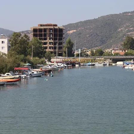 Deniz Kizi Garden * גומולדור