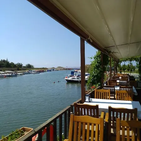 Nocleg ze śniadaniem Deniz Kizi Garden Gümüldür