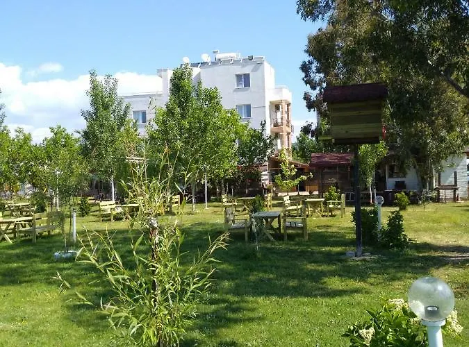 Deniz Kizi Garden Panzió *