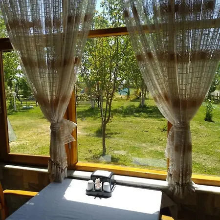 Deniz Kizi Garden לינה וארוחת בוקר גומולדור