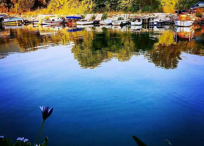 Deniz Kizi Garden * Gumuldur