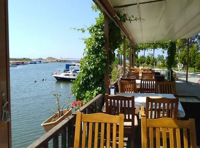 Deniz Kizi Garden * Gumuldur