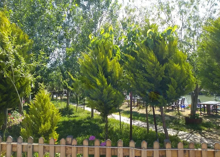 Deniz Kizi Garden Gumuldur